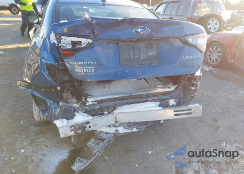 2022 Subaru Legacy Premium z USA, uszkodzony, nr VIN 4S3BWAD67N3014558